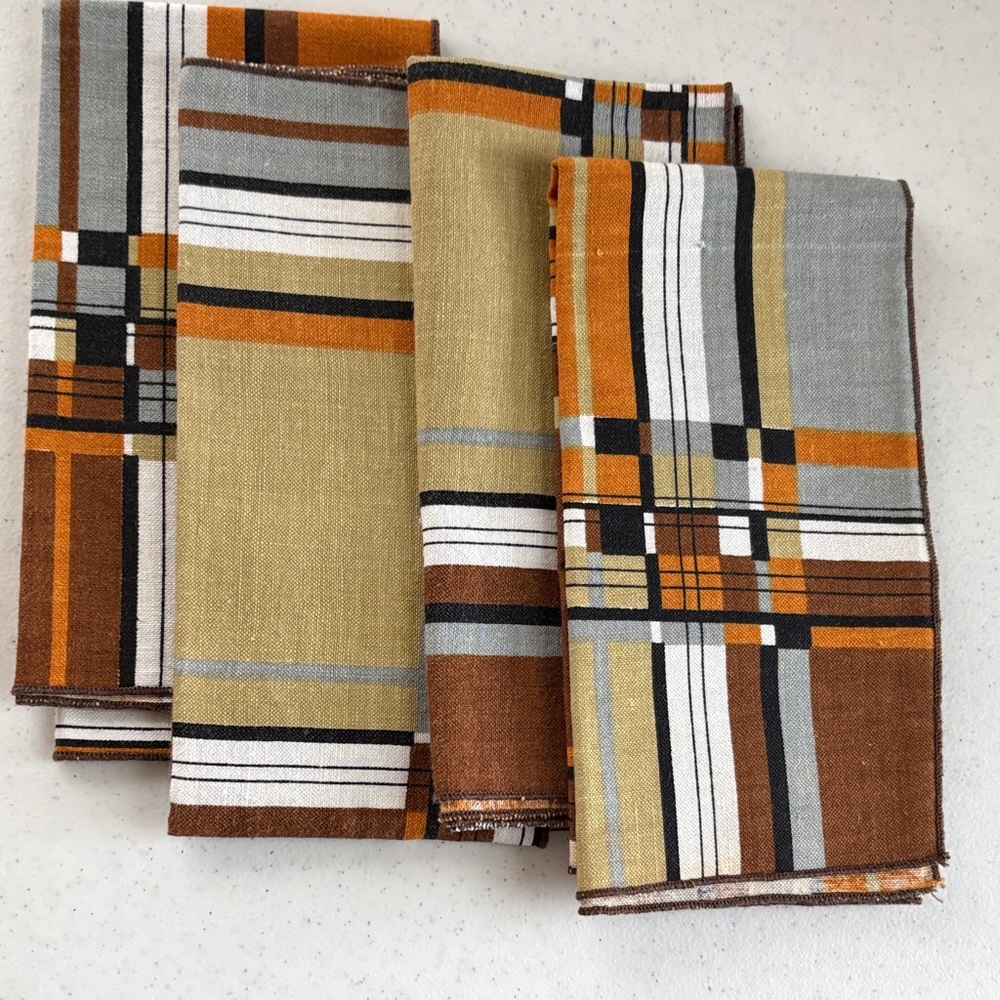 Vintage plaid table napkins
